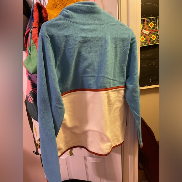 Amado Fleece - Cotopaxi - Picture 4 of 5